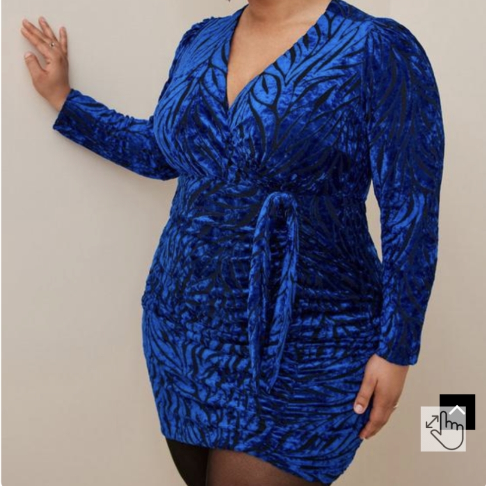 Torrid at the knee velvet high slit dress